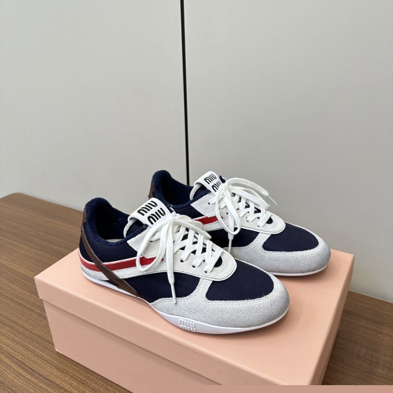 Miu Miu Casual Shoes